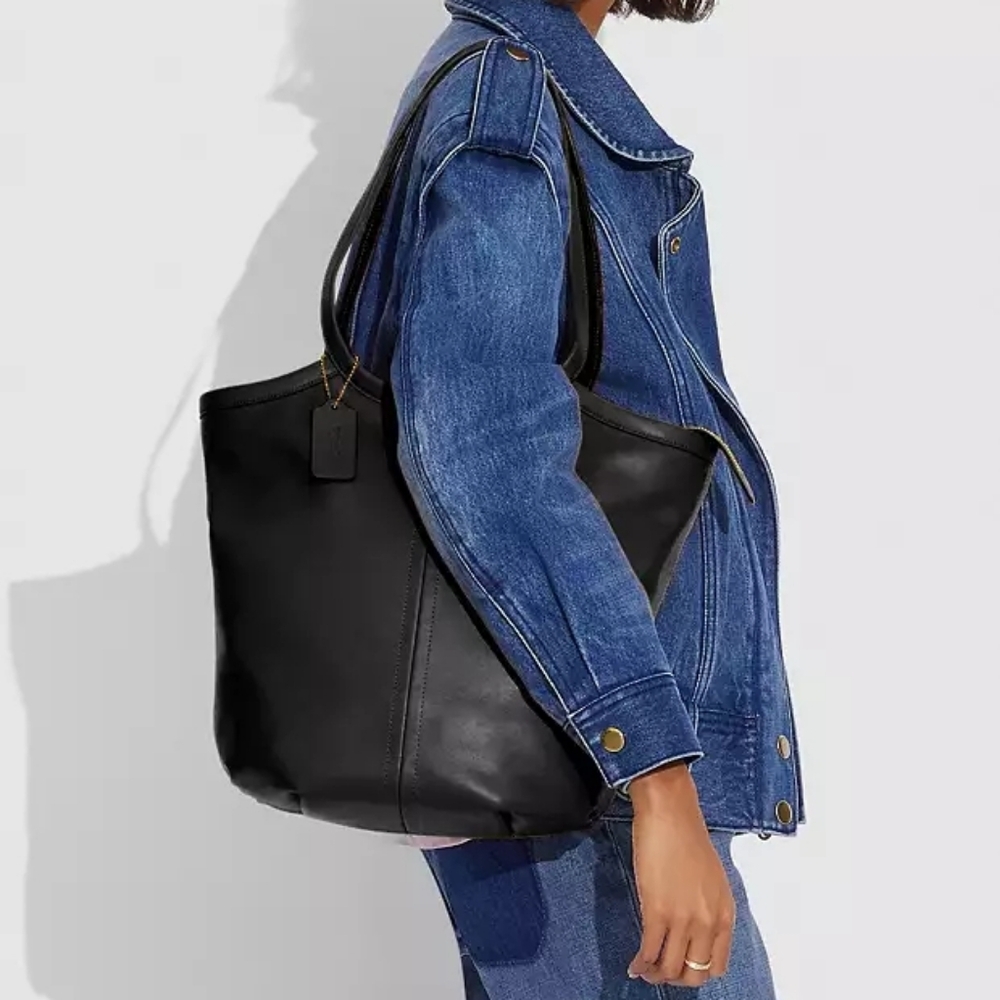 Coach Bae Black Leather Tote Bag